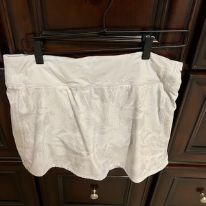 Lulu pace rival skirt